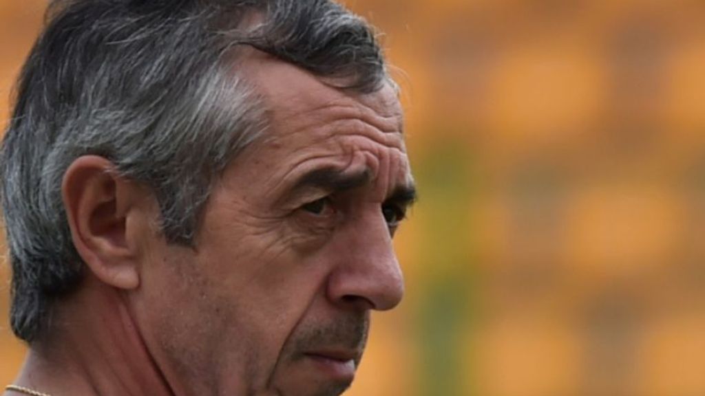 Alain Giresse, victime d'une "chasse à l'homme", quitte l'équipe du Sénégal | TF1 Info