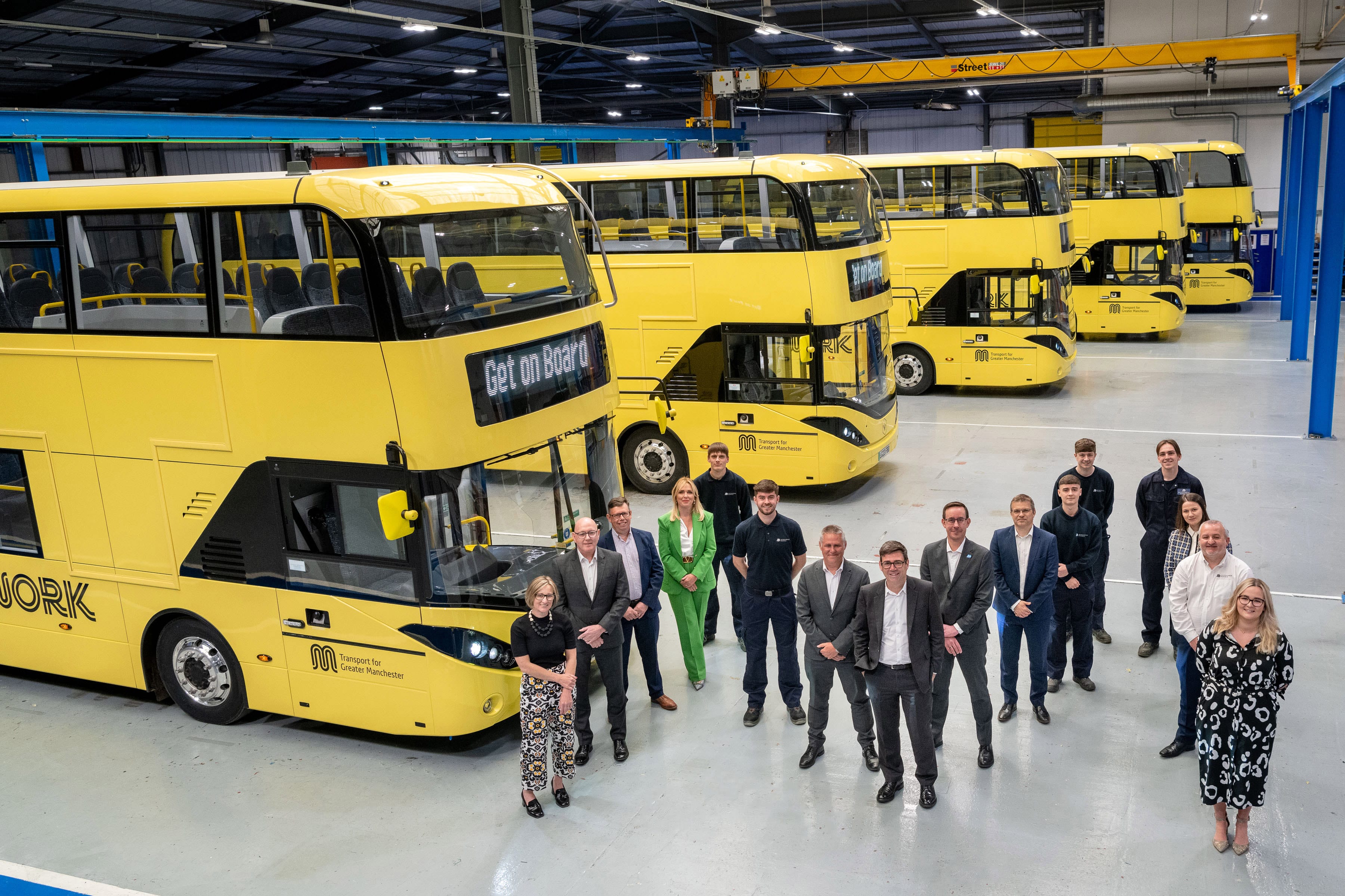 Alexander Dennis hands over first electric Bee Network buses to Greater Manchester Mayor Andy Burnham | Alexander Dennis