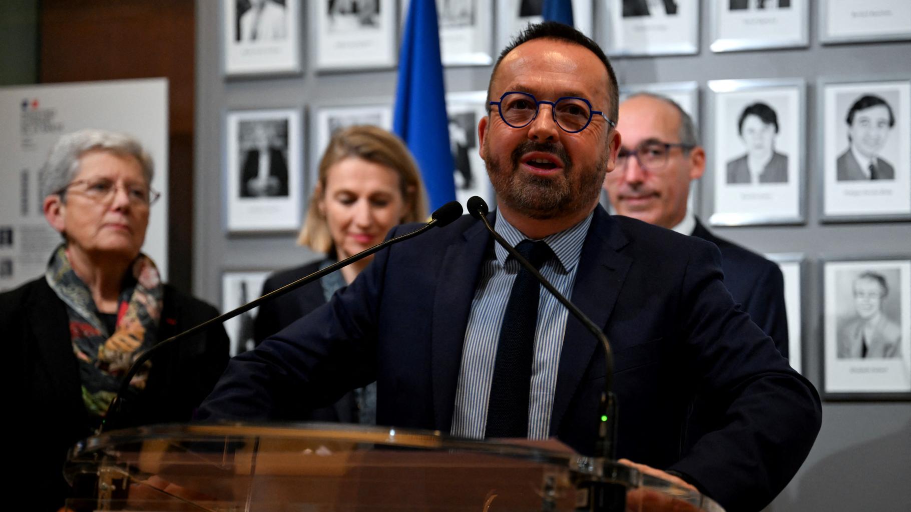Canicule, chikungunya... Le ministre de la Santé veut mieux communiquer en  vue de l'été