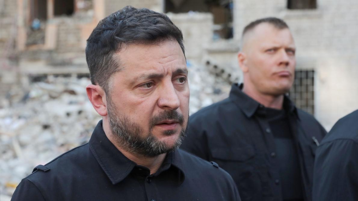Mensonge » : Zelensky dément la chute d'une ville-clé ukrainienne - Le Soir