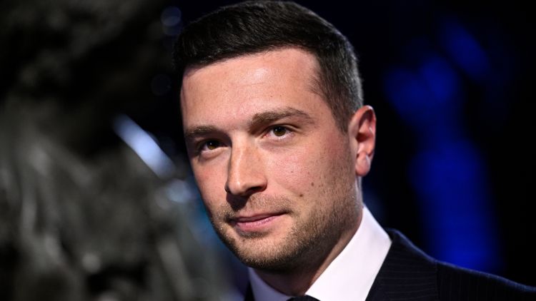 Je souhaite encore une fois qu'elle puisse porter nos couleurs» en 2027 : Jordan Bardella réaffirme son soutien à Marine Le Pen