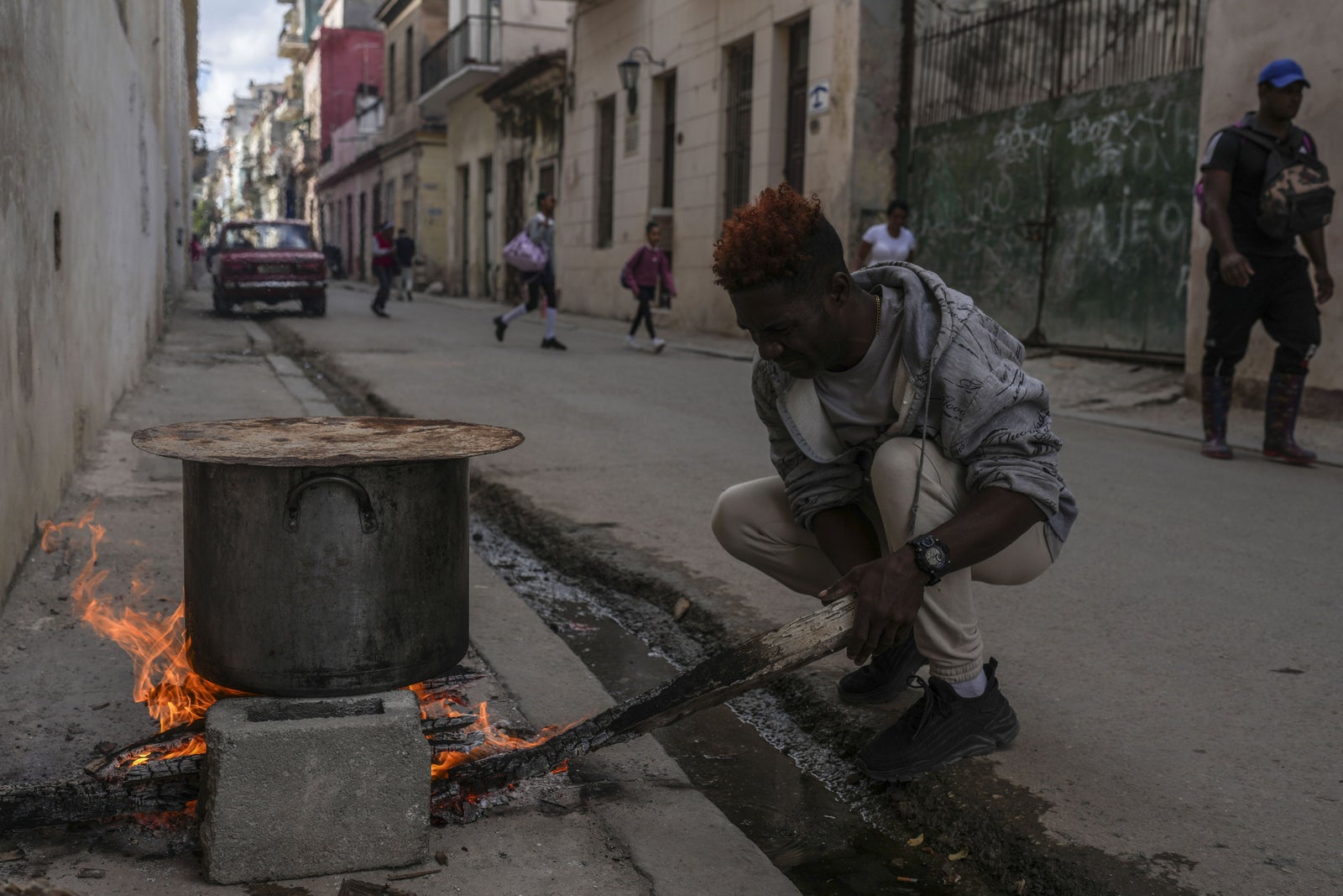 Cuba tente de relancer son système électrique après une nouvelle panne générale | Le Devoir
