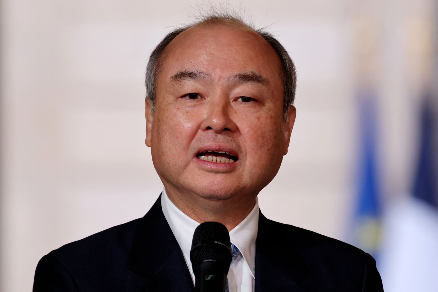 Masayoshi Son dit que l'IA conçoit le prochain modèle d'OpenAI.