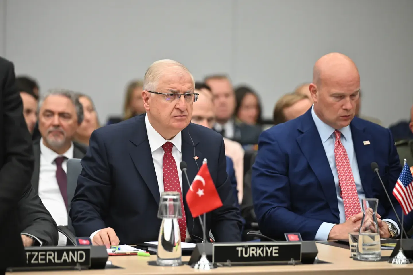 Le ministre turc de la Défense affirme que le sommet de l'OTAN à Ankara marquera un tournant - TRT Français