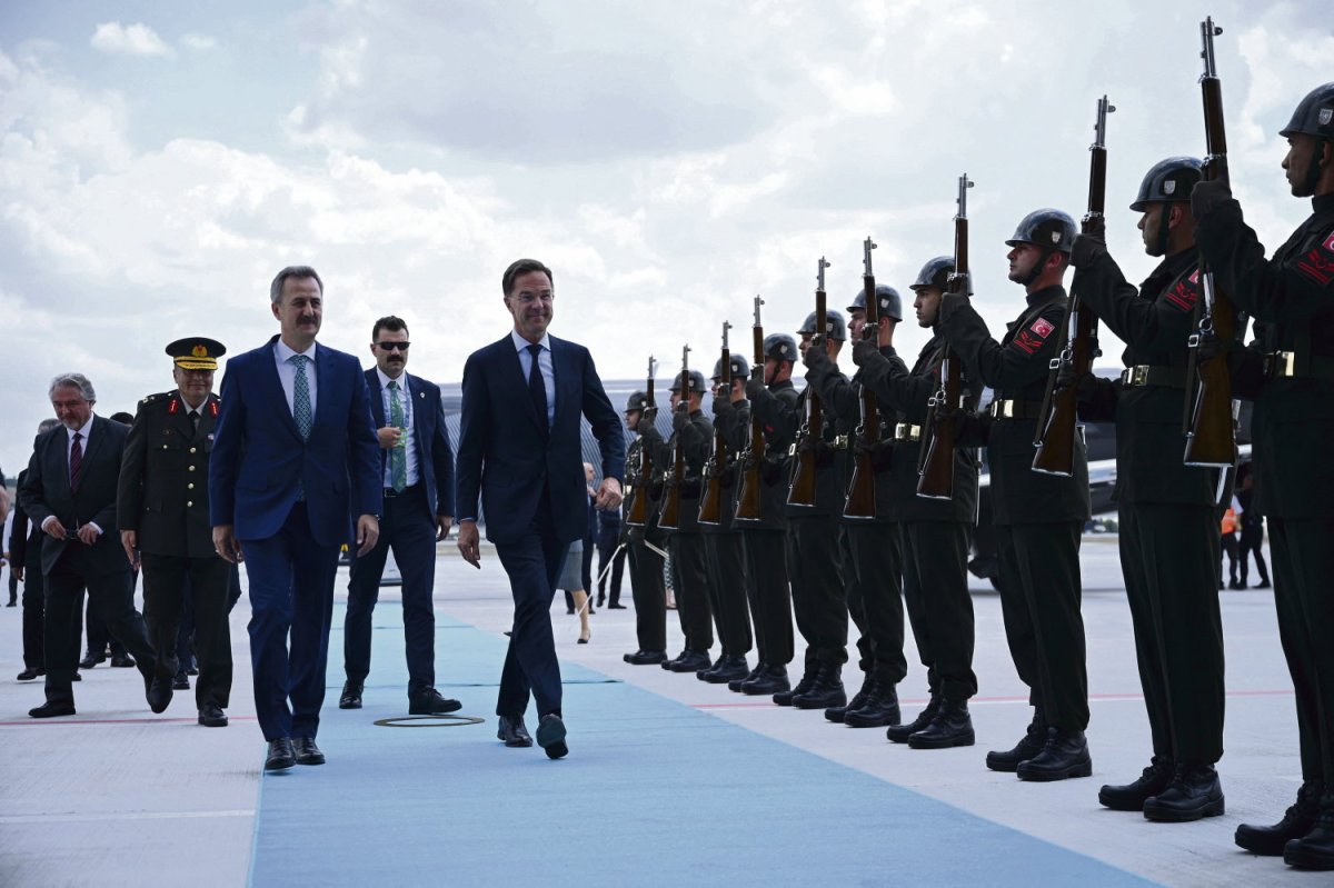 Sommet de l'Otan à Ankara : l'alliance divisée... Sauf sur la Russie - L 'Humanité