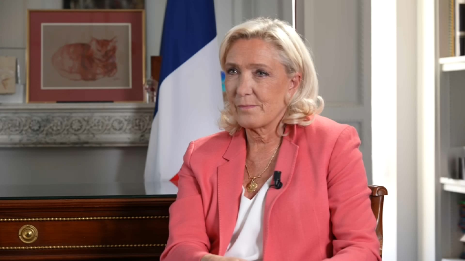 "On ne peut pas faire campagne dans ces conditions": Marine Le Pen affirme qu'elle ne sera pas candidate en 2027 si elle est placée sous bracelet électronique