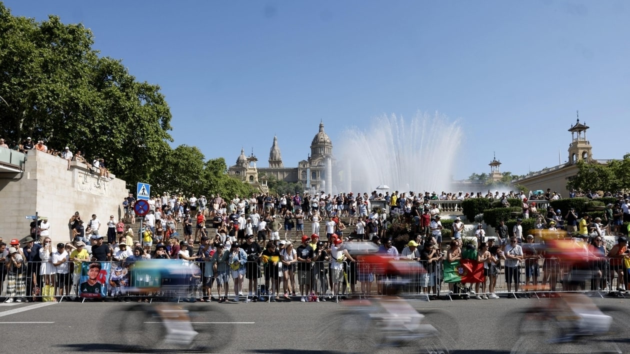 Tour de France. Des départs au petit matin ? Comment le Tour se prépare à affronter la canicule