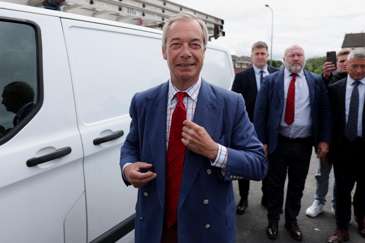Nigel Farage fragilisé après la révélation de ses liens avec un aristocrate repris de justice