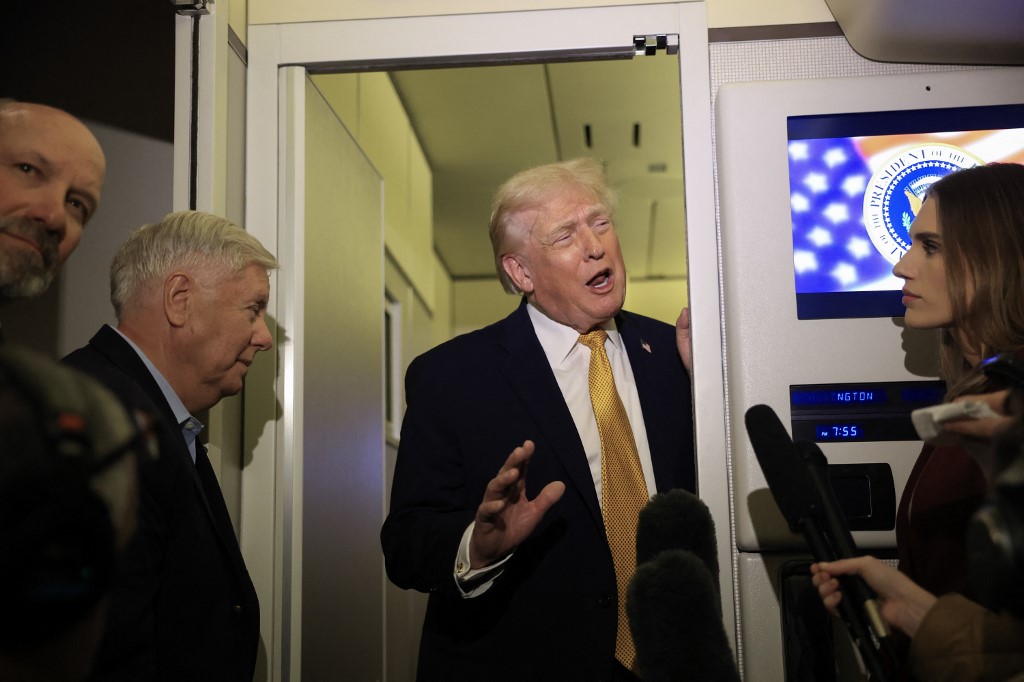 Parlons en dans 20 jours" : après l'intervention au Venezuela, Donald Trump relance l'idée d'un Groenland américain malgré l'objection du Danemark