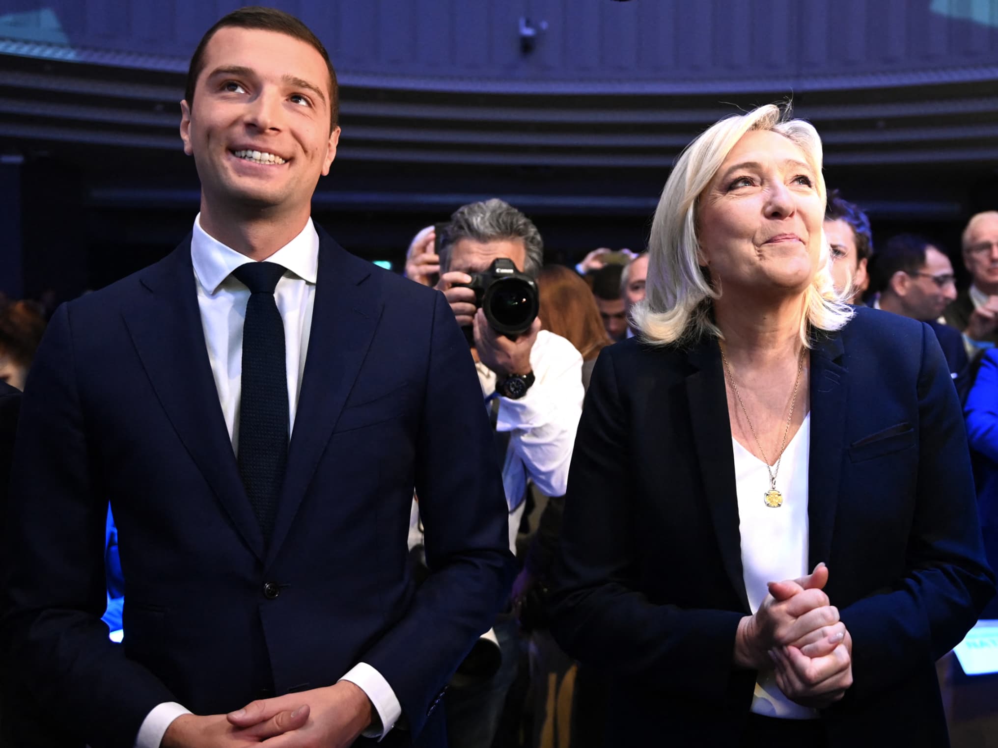 Un ticket nécessaire": Marine Le Pen et Jordan Bardella se projettent au pouvoir, main dans la main