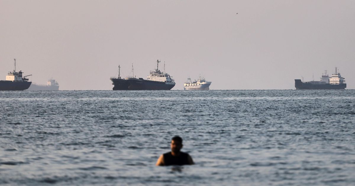 Les Etats-Unis et l'Iran s'accordent pour mettre fin à la guerre, le pétrole dégringole, des négociations à venir… Ça s'est passé cette nuit