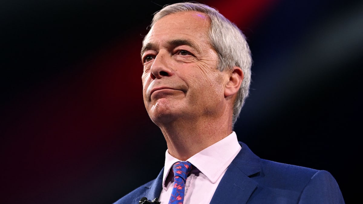 Rattrapé par des affaires, Nigel Farage démissionne pour s'en remettre au vote des électeurs | JDM