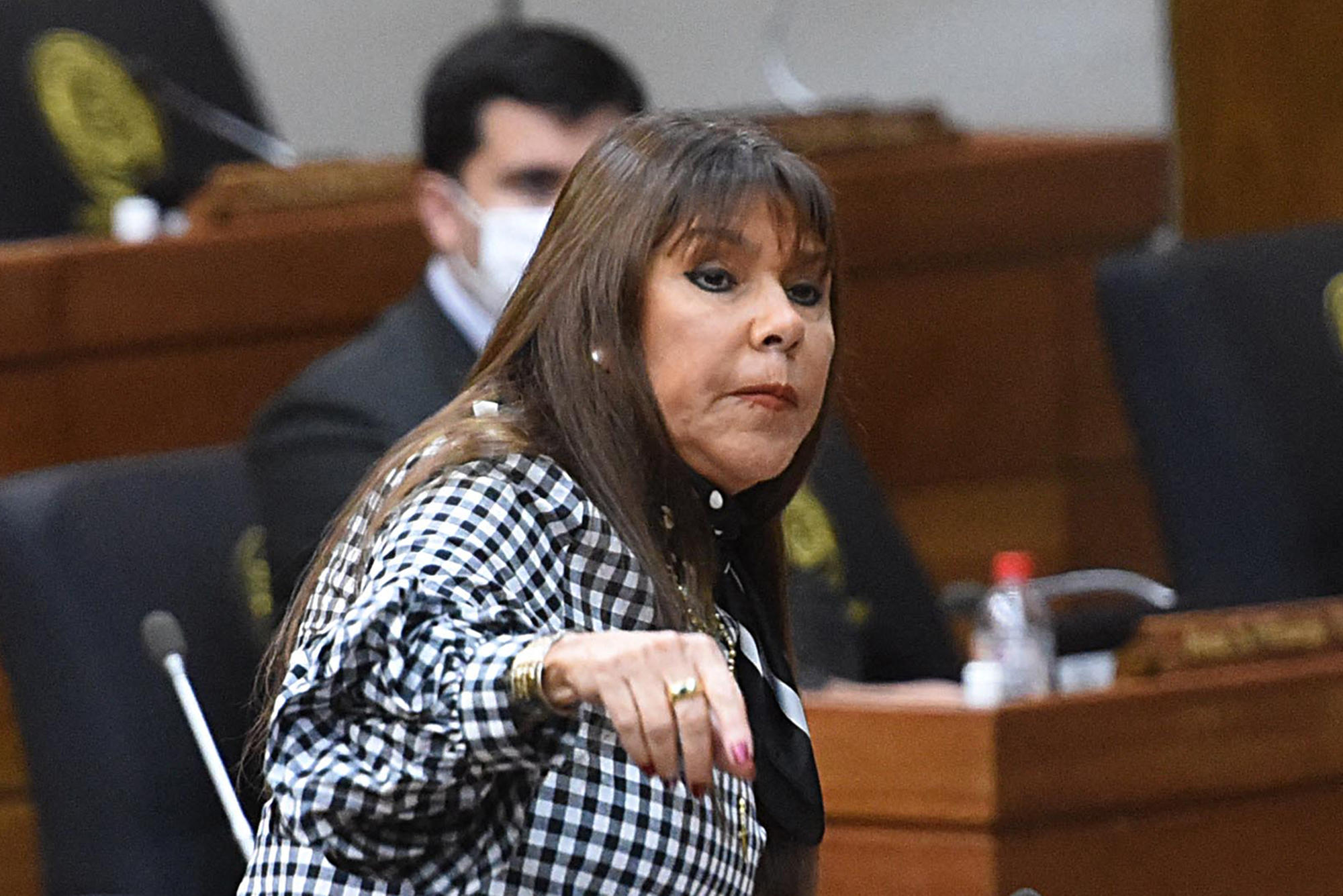 La France peut-elle vraiment sanctionner la sénatrice Celeste Amarilla après ses propos racistes contre Kylian Mbappé ? - Le Parisien