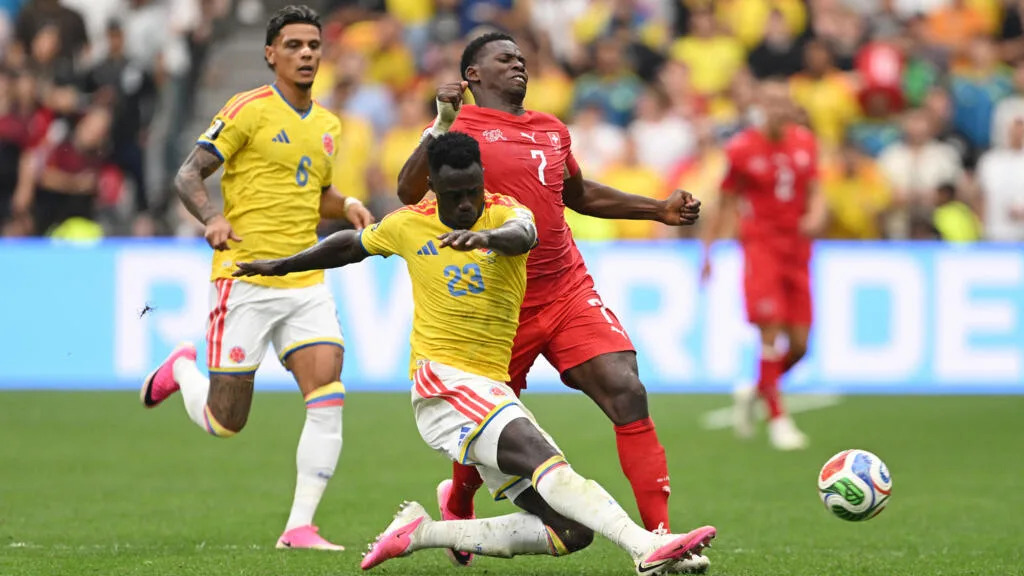 Au bout des tirs au but, la Suisse écarte la Colombie et rejoint l'Argentine en quarts de finale - Yahoo Actualités France