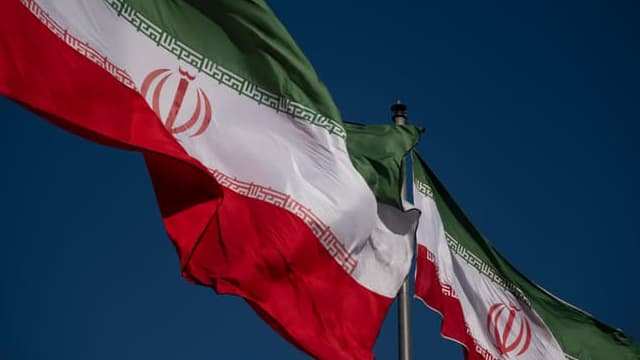 Guerre en Iran: un missile iranien frappe la base américaine d'Al-Udeid au Qatar