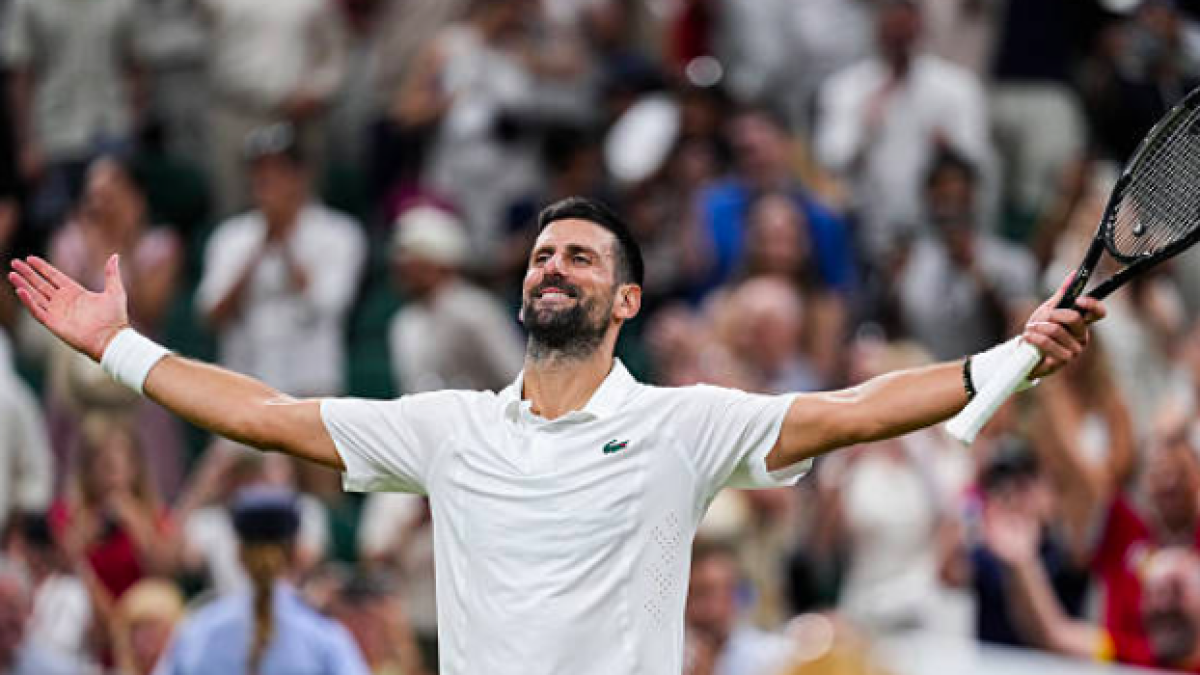 Djokovic pense déjà à Sinner après un autre marathon : "Toujours envie de franchir une marche de plus" | Puntodebreak.com