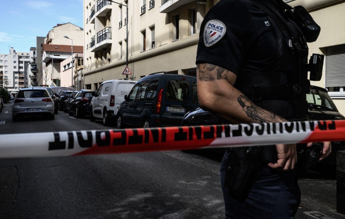 Villeurbanne : Une mère et ses deux enfants de 4 et 6 ans retrouvés morts dans leur appartement