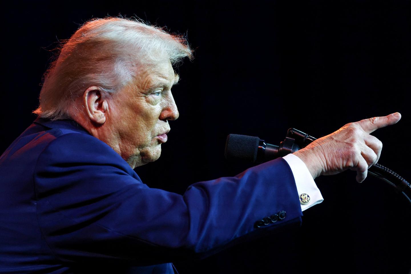 Donald Trump choisit l'escalade commerciale contre l'Europe pour obtenir l'annexion du Groenland