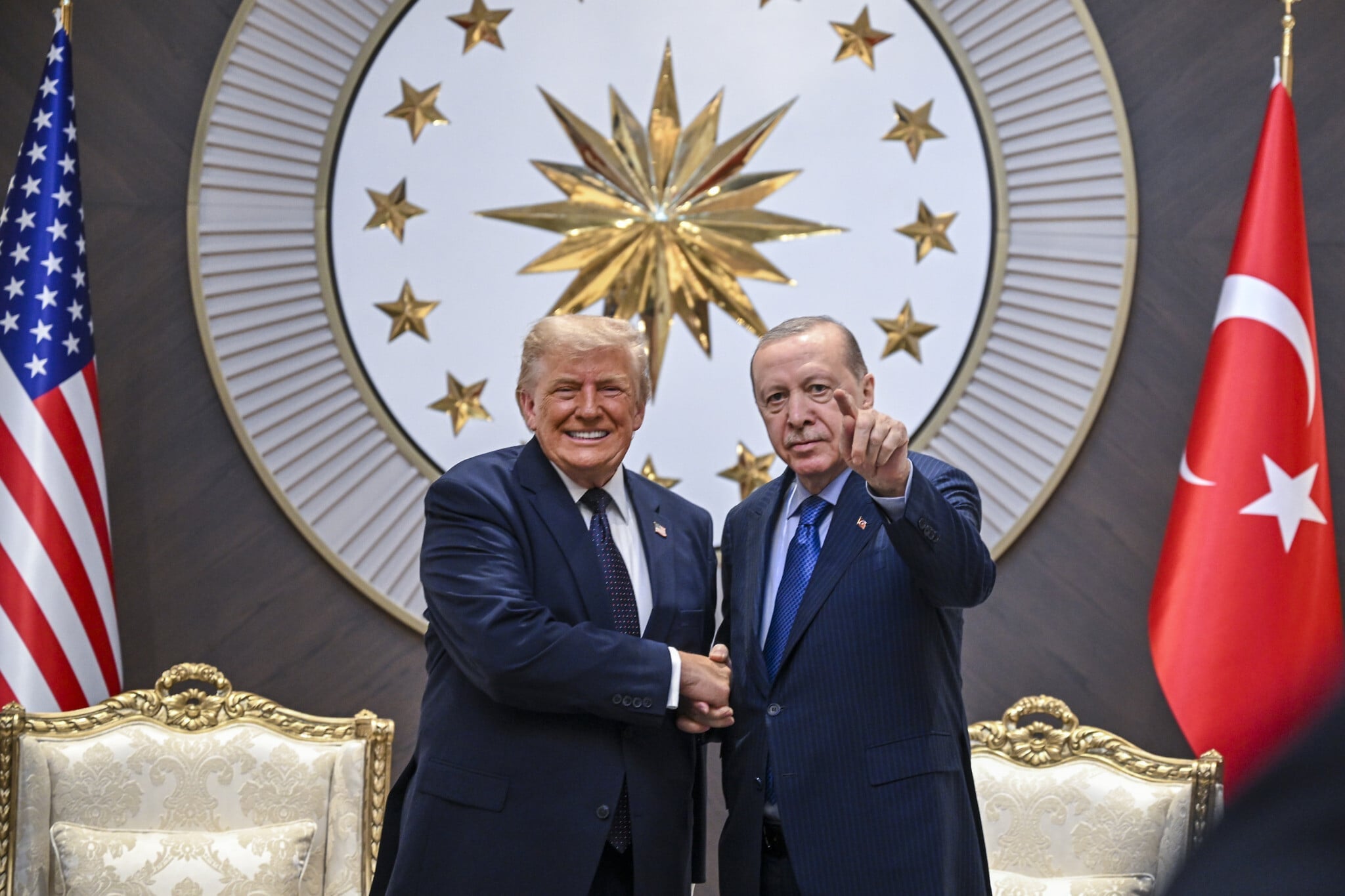 La position de la Turquie confortée par l'OTAN et par Trump ; Israël, de son côté, voit son influence s'éroder - The Times of Israël