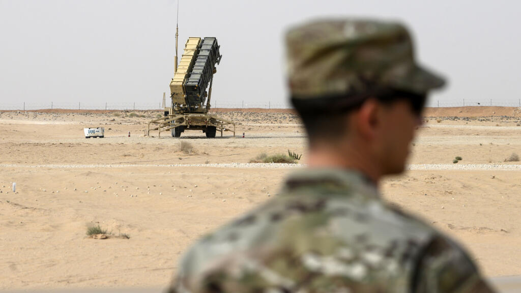 EN DIRECT - Moyen-Orient: Téhéran dit avoir visé des bases américaines au Koweït et à Bahreïn - RFI