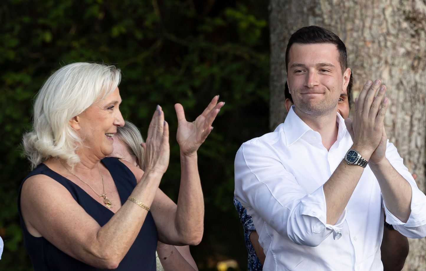 Présidentielle 2027 : Jordan Bardella peut-il être candidat même si Marine Le Pen redevient éligible ?