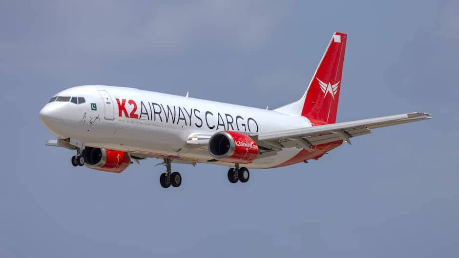 Un avion-cargo disparaît avec 5 membres de l'équipage à bord: l'épave localisée au Pakistan | TVA Nouvelles