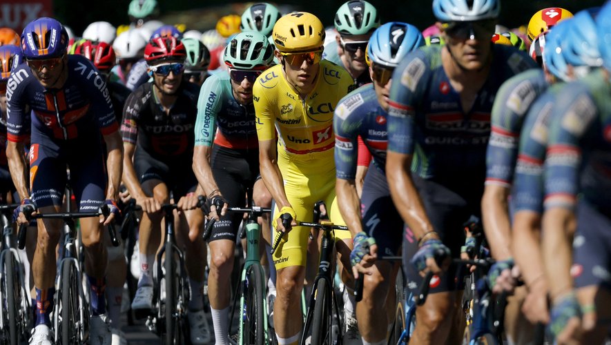 Tour de France : Olav Kooij s'impose à Pau, Traeen reste en jaune - lindependant.fr