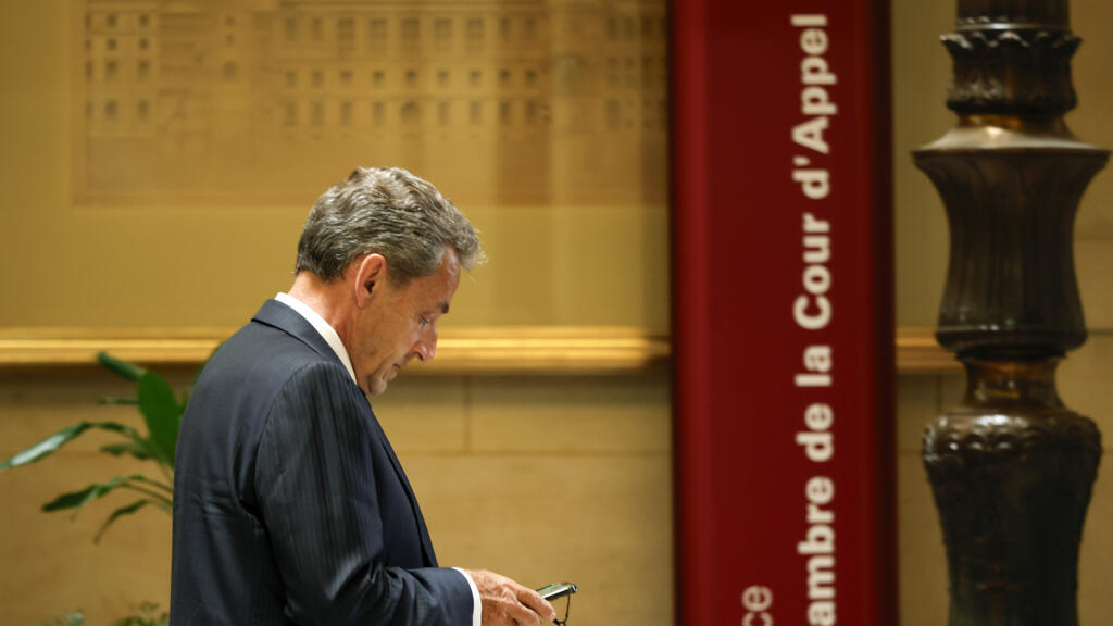 Procès libyen en appel : la défense de Claude Guéant cogne sur Nicolas  Sarkozy - France 24