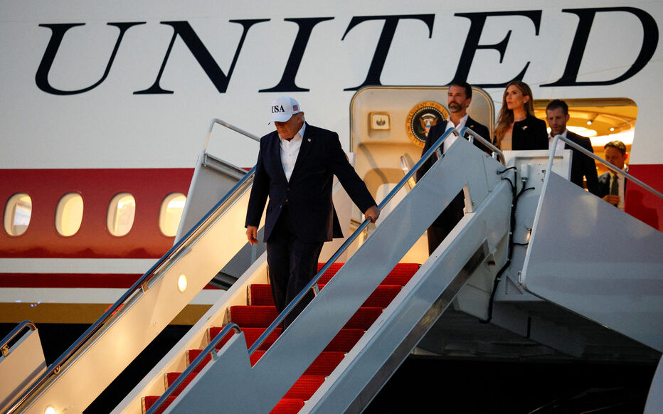 Impressionnant » : le nouvel Air Force One, « offert » à Donald Trump par le Qatar, a fait son premier vol - Le Parisien