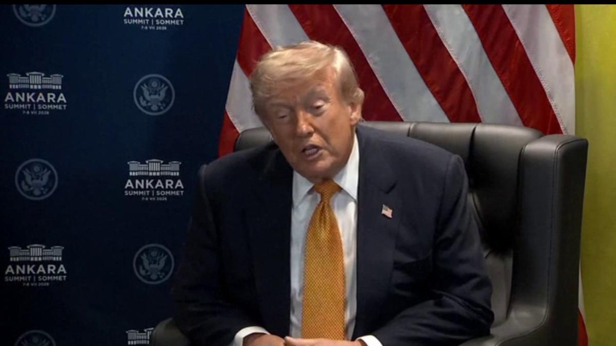 Donald Trump pointe la «République islamique du Japon» en pleine conférence de presse