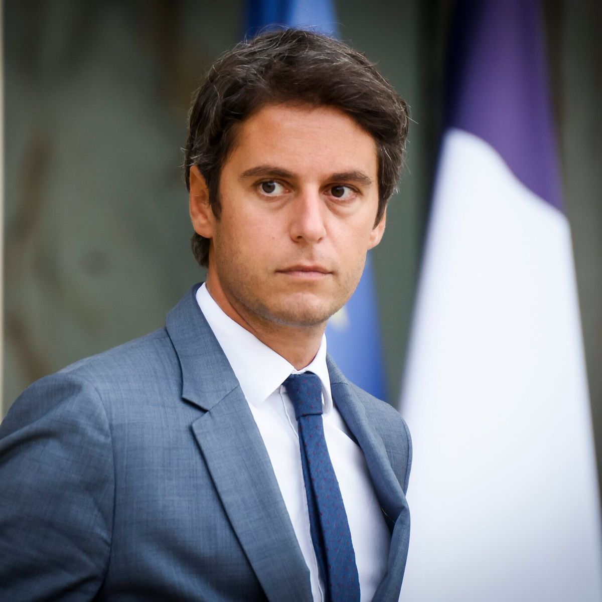 Gabriel Attal : biographie courte, actualités et infos en direct
