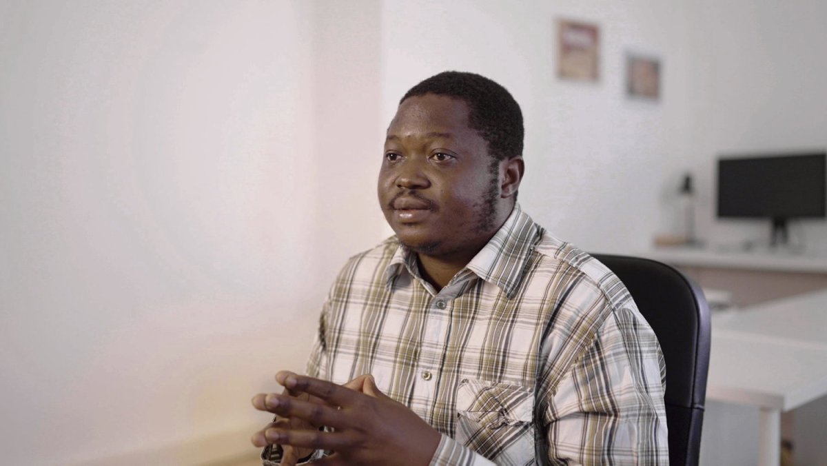 L'administration française remercie le lanceur d'alerte Ephrem Yalike-Ngonzo mais lui refuse l'asile - L'Humanité
