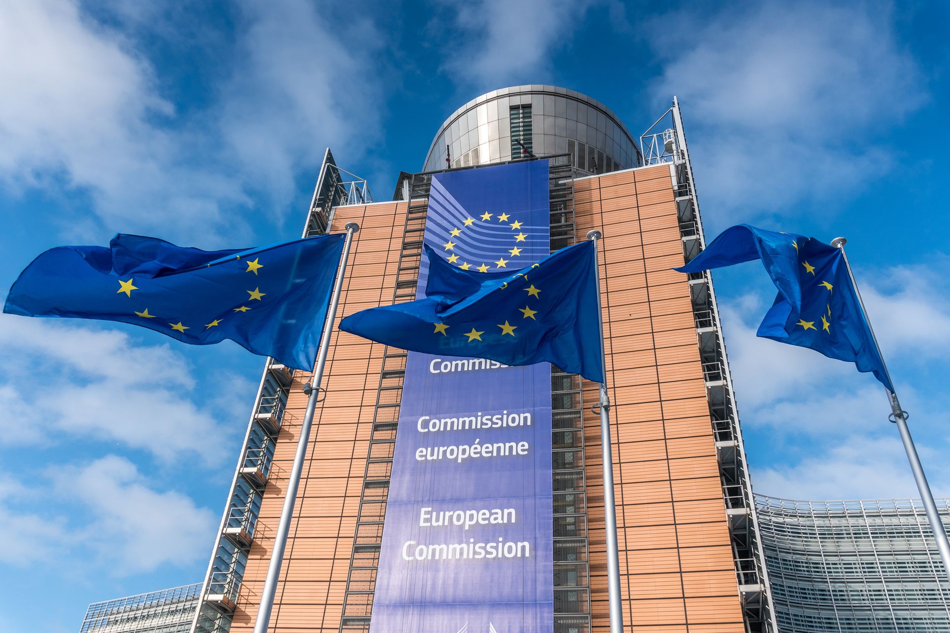 Le paquet sur la souveraineté technologique de l'UE cible les géants américains du cloud.