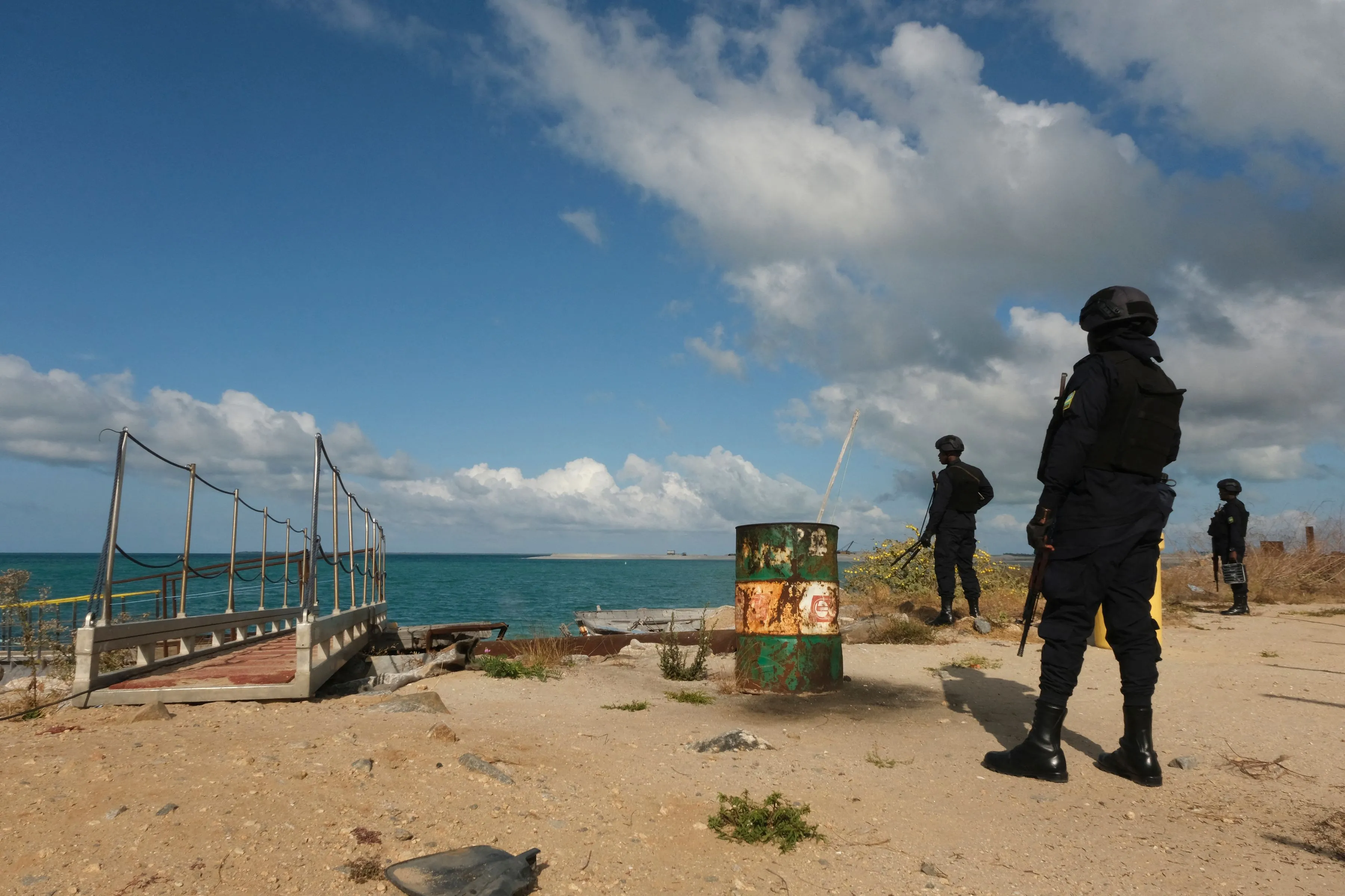 Mozambique Disputes $2 Billion Claims for Total LNG Project - Bloomberg