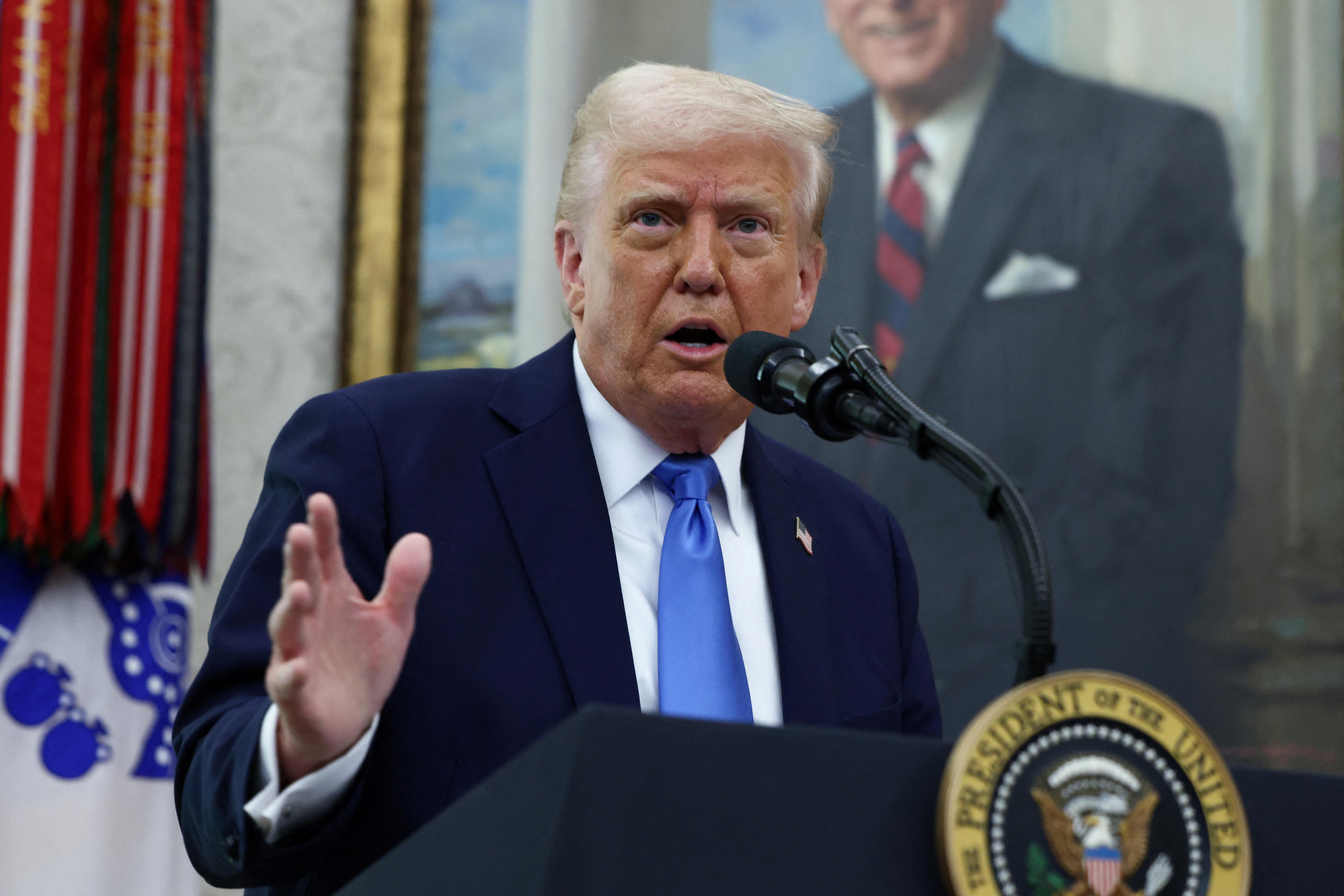 Nucléaire iranien : Donald Trump menace l'Iran de « bombardements » en cas d'échec des négociations - Le Parisien