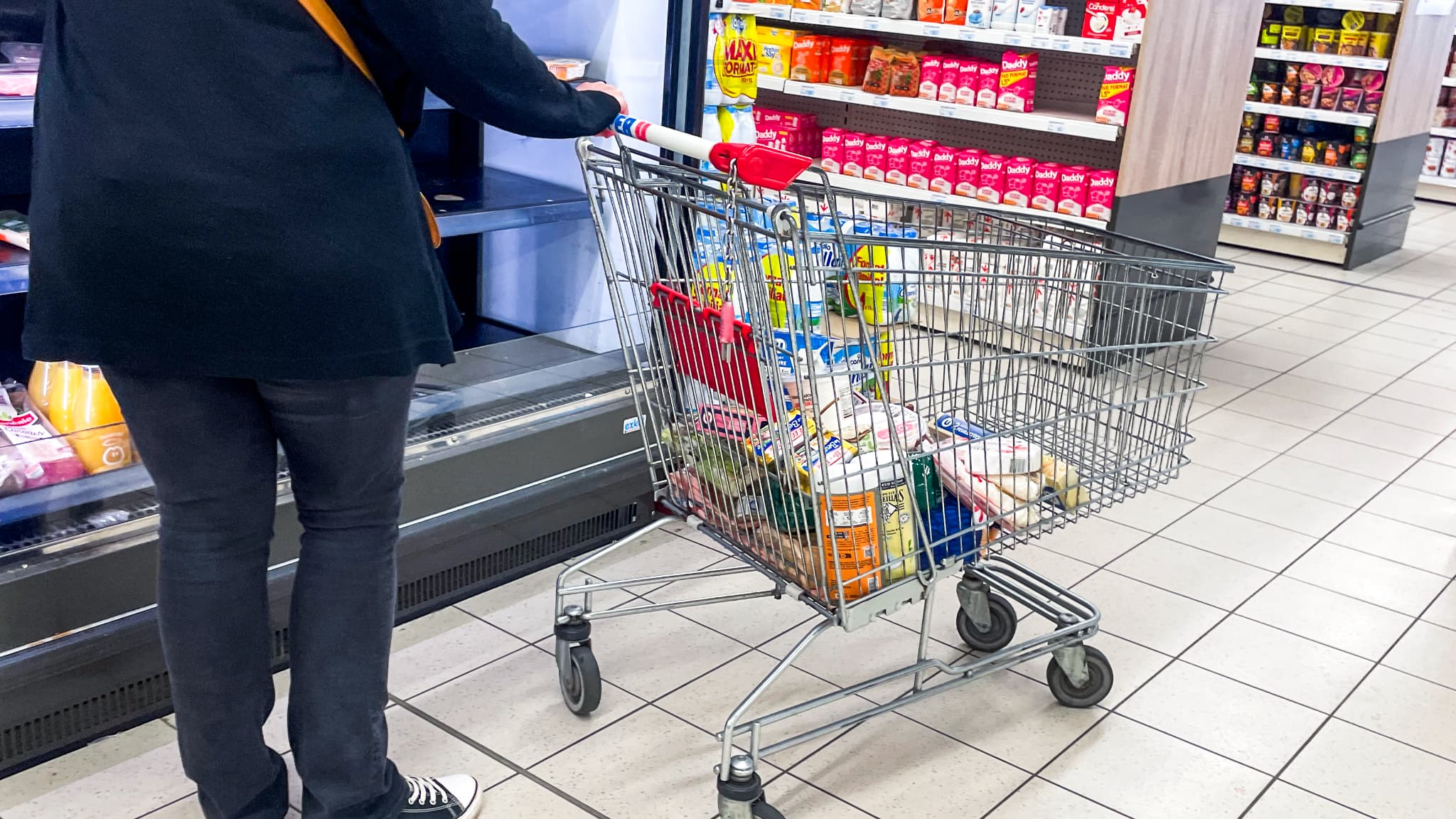 "Ces chiffres ne sont pas exacts": l'Observatoire des prix et des marges contredit le rapport sénatorial qui dénonçait les "pratiques abusives" de la grande distribution