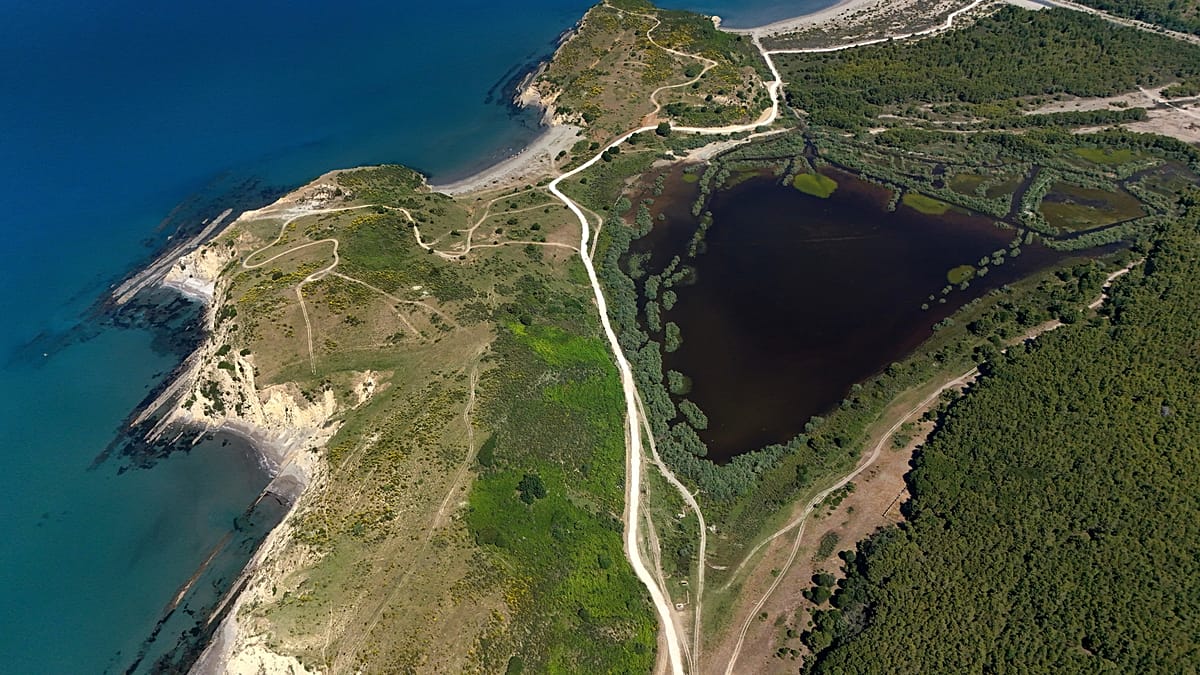 Projet d'île en Albanie : polémique et vague de fausses informations | Euronews