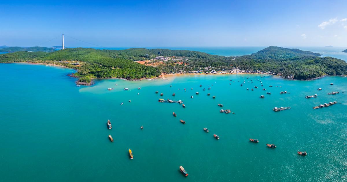 Au Vietnam, le chavirement d'un bateau touristique fait 15 morts