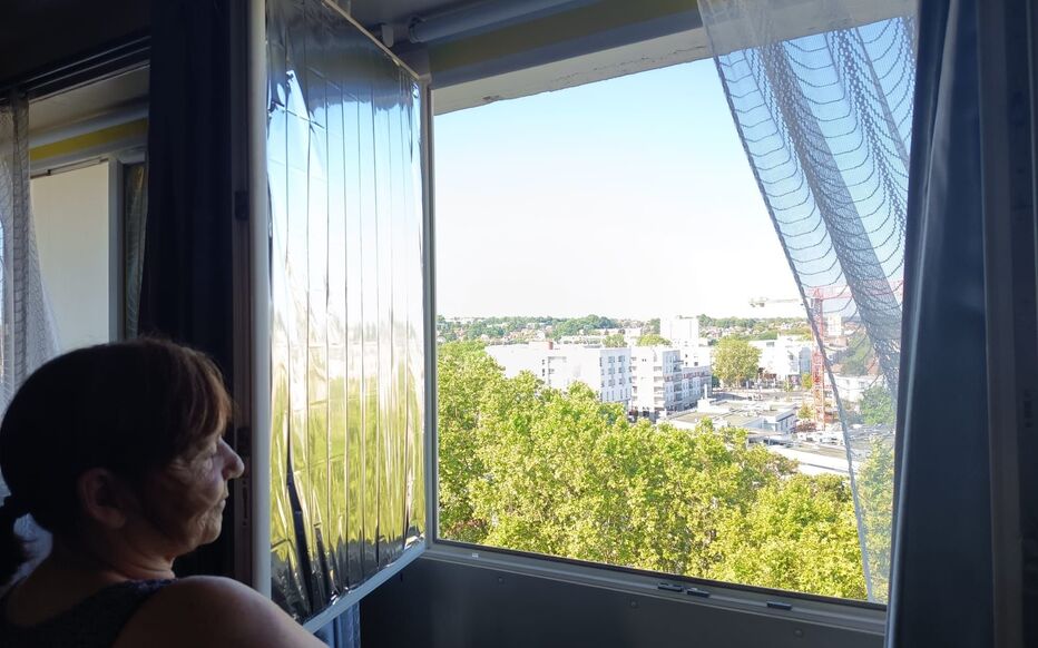 On va crever ici » : avec la canicule, en Île-de-France, les locataires des HLM réclament aux bailleurs des volets - Le Parisien