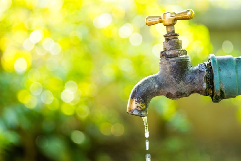Après les canicules, la sécheresse s'installe en France et fragilise l'accès à l'eau potable