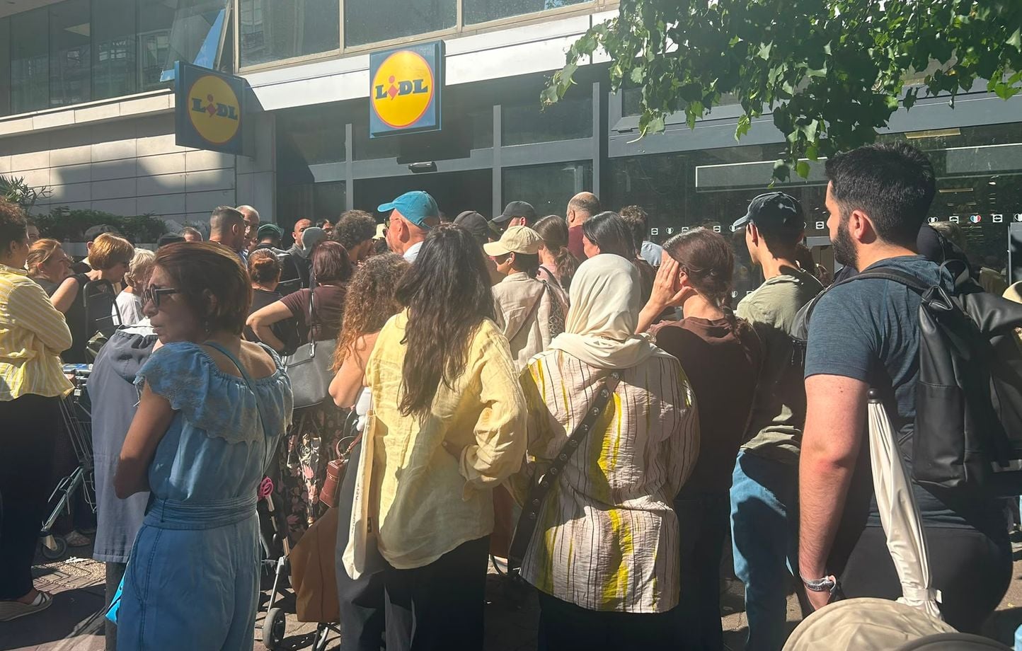 Canicule : Insultes, bagarres, escorte policière… Au Lidl, la chasse au climatiseur vire au chaos