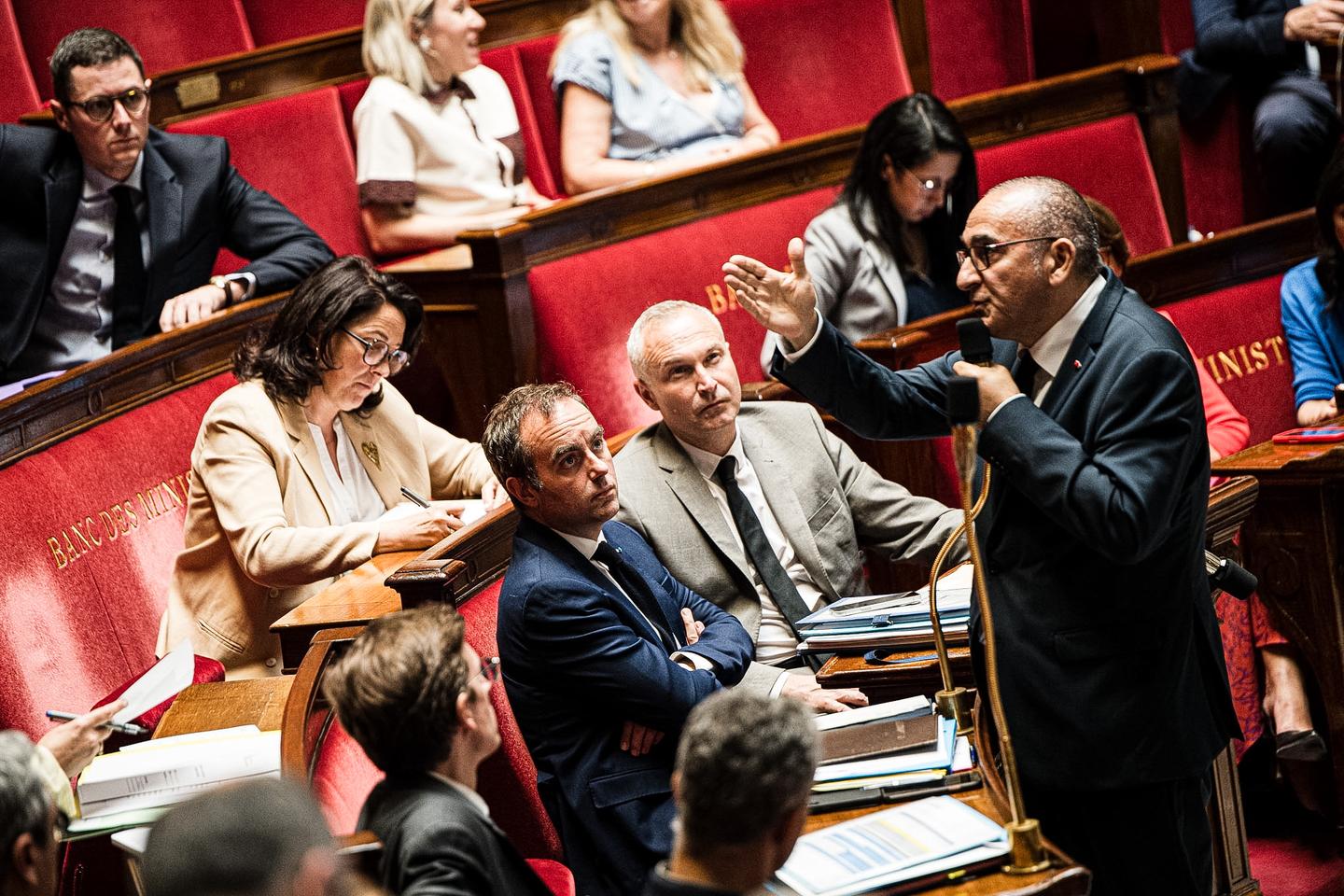Présomption de légitime défense pour les forces de l'ordre : un dangereux précédent
