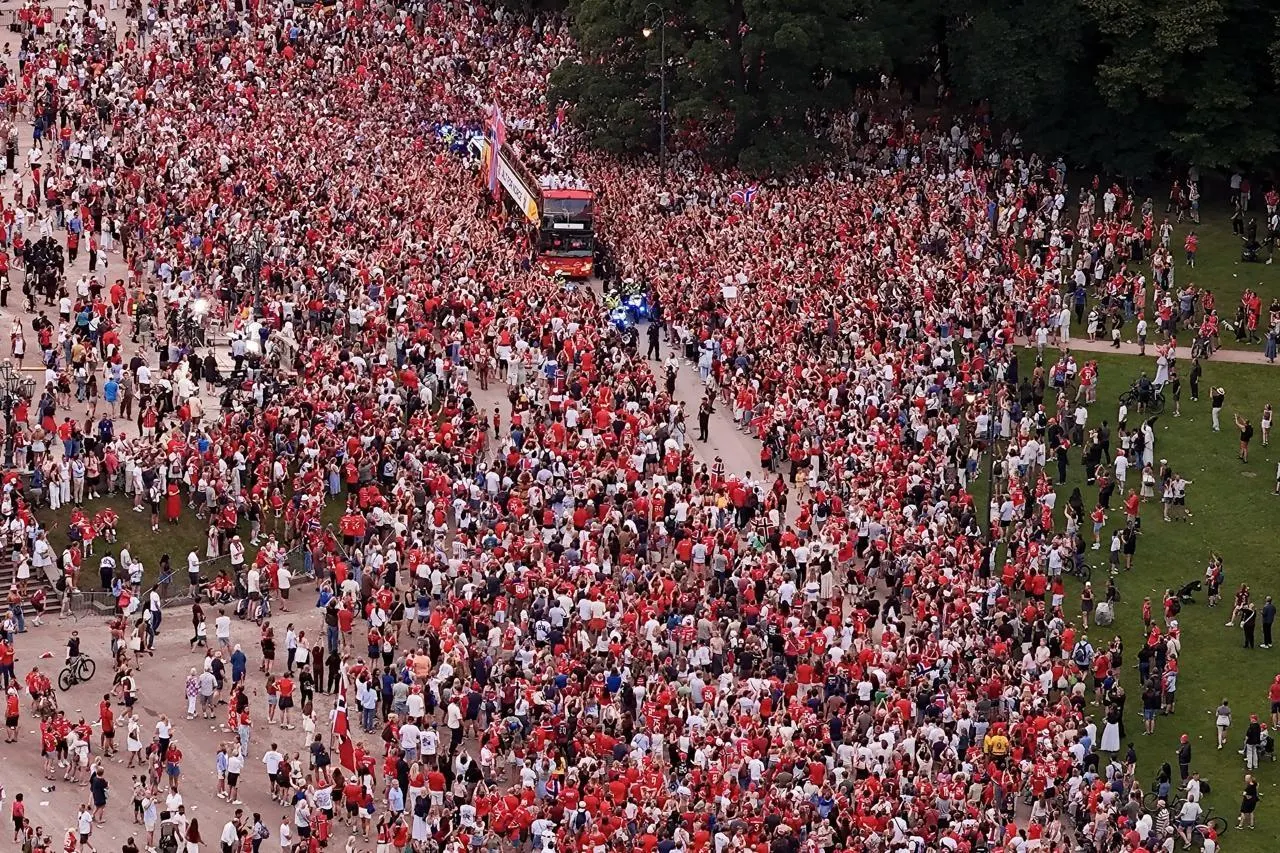 EN IMAGES. Les Norvégiens accueillis en véritables héros à Oslo au retour de la Coupe du monde . - Saint-Lô.maville.com