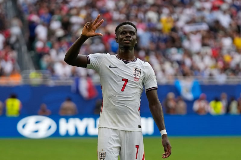Saka réussit un tour du chapeau et les Anglais terminent troisièmes au Mondial