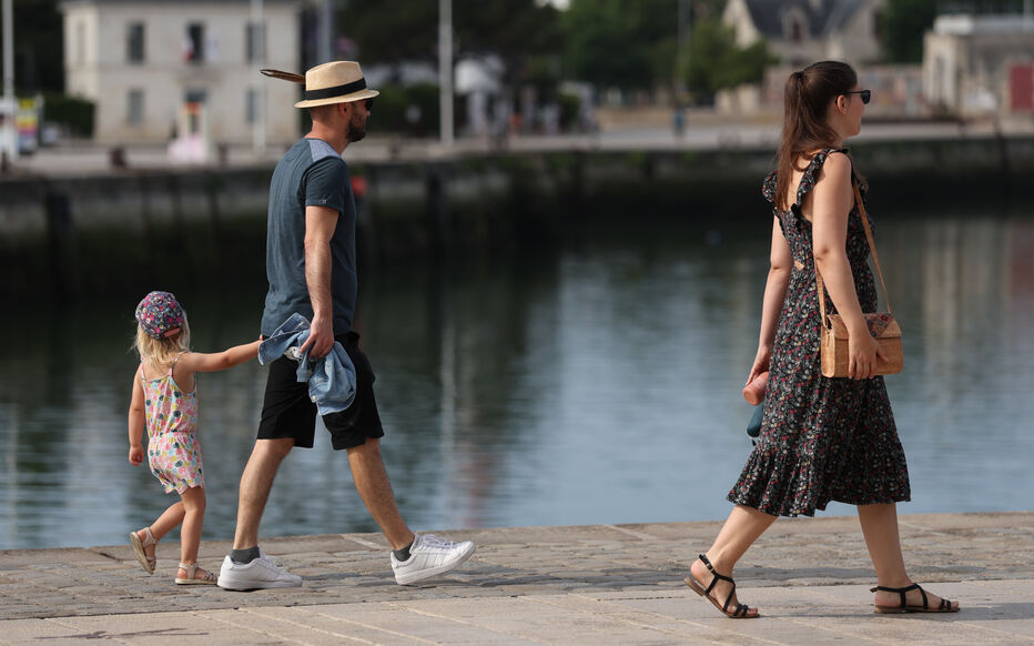 Canicule : sept départements du Sud et du Sud-Est restent en vigilance orange ce samedi - Le Parisien