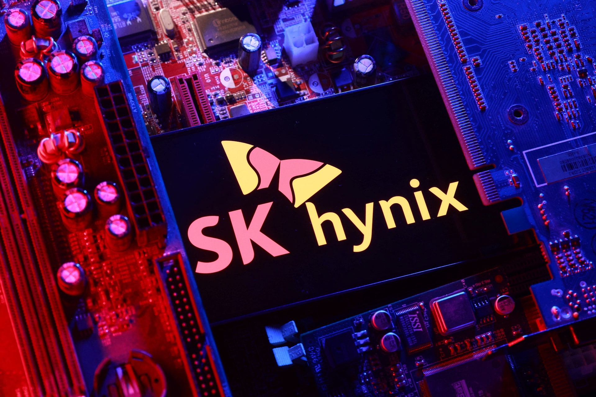 AI boom puts SK Hynix on cusp of $1 trillion market value | Reuters
