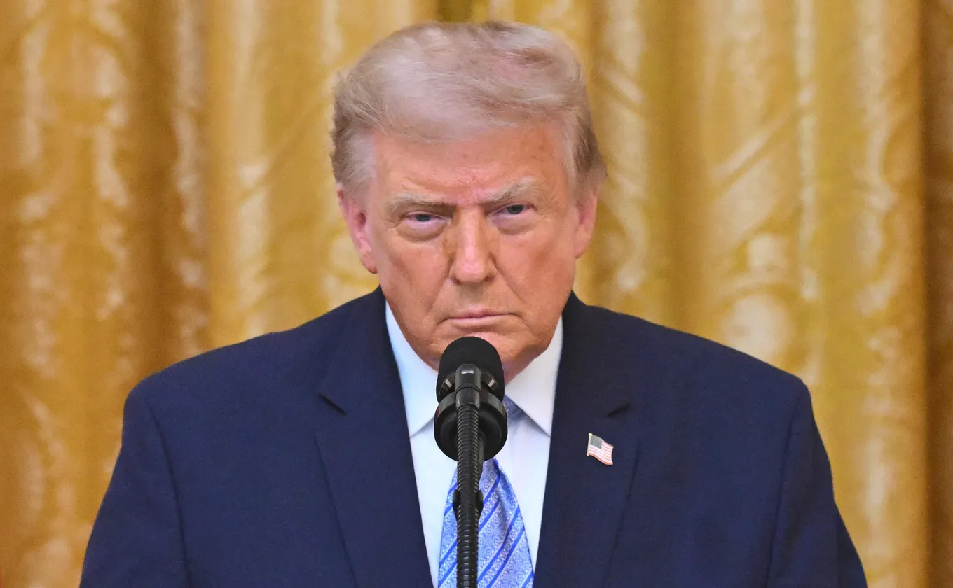 Mondial 2026 : des feux de forêt du Canada polluent l'air américain avant la finale, Donald Trump menace ses voisins de nouveaux droits de douane