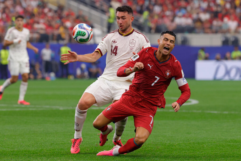 Un éclair de Merino dans la dernière minute : l'Espagne élimine le Portugal et referme le livre Cristiano Ronaldo - Footeo News