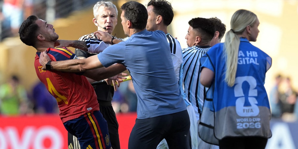 La FIFA enquête sur la bagarre de l'Argentine en finale du Mondial | Hypebeast