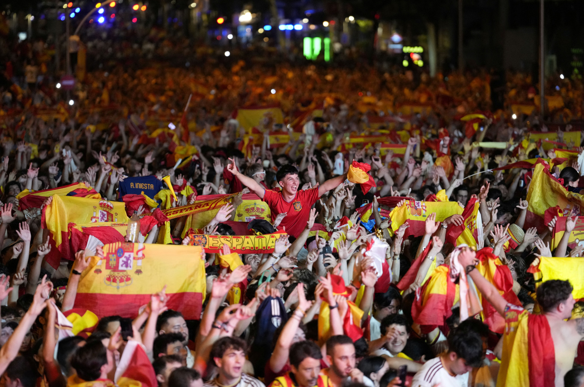 DIRECT. Mondial 2026: Plus d'un million de personnes dans les rues de Madrid pour accueillir les champions du monde
